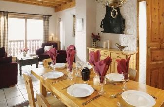 mottaret catered chalets - leopold dining room