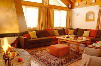 chalet-eleanor-lounge-small