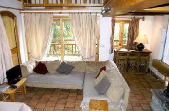 Meribel self catered chalets - chalet Bonmartin lounge