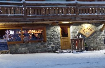 Meribel Bars Pubs Nightclubs - 50 50 Bar