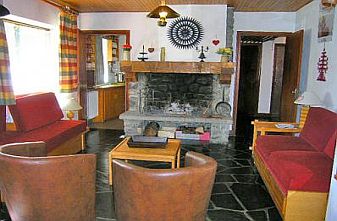 Meribel self catered chalets - chalet Lapin lounge
