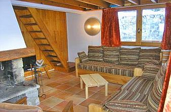 Meribel self catered chalets - Manekino Lounge
