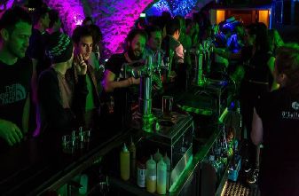 Meribel Bars Pubs Nightclubs - Osullivans Nightclub