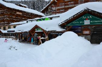  Olympic Sski snowboard shop outside view