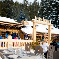 clos bernard outside Meribel Mountain Restaurants - Plantin