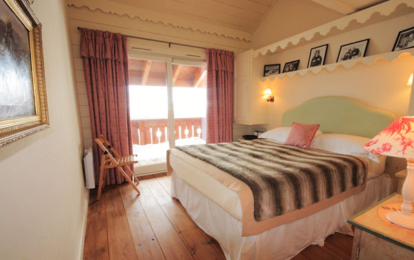 Chalet-Renard-Rouge-bedroom