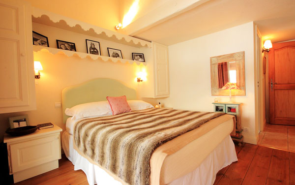 Chalet-Renard-Rouge-bedroom2