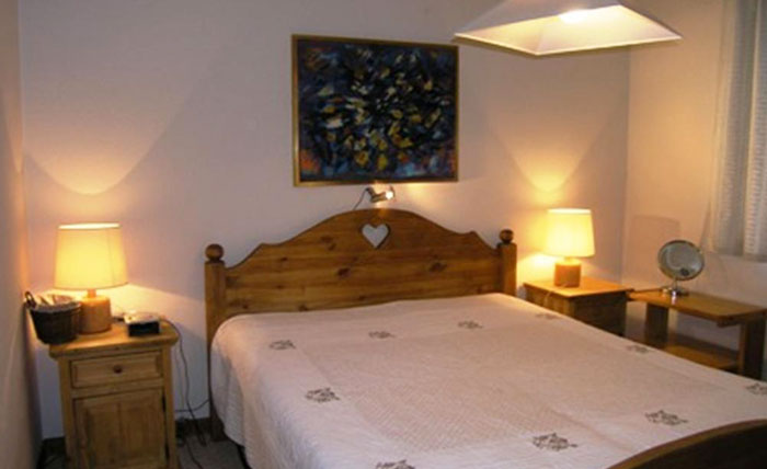 Le-raffort-bedroom