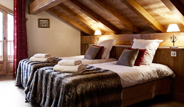 chalet-LArbalete-meribel-5-bedrooms-bedroom2