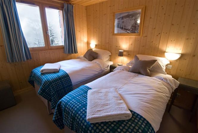 chalet-Nant-De-Morel-twin-bedroom2