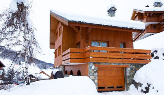 chalet-Quatre-Meules-outside2