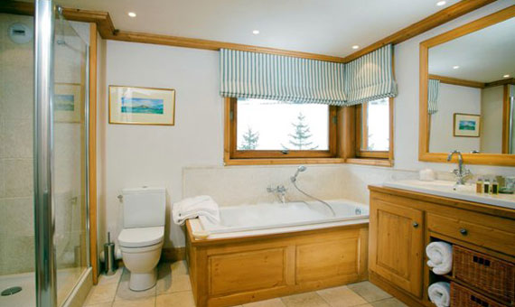 chalet-bellevue-6-bedrooms-bathroom