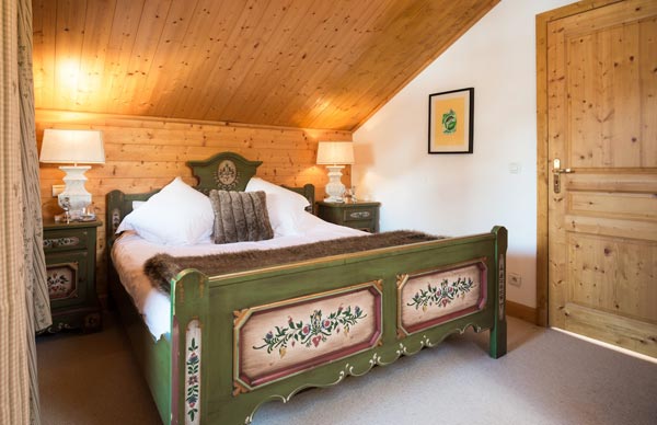 chalet-du-pont-bedroom