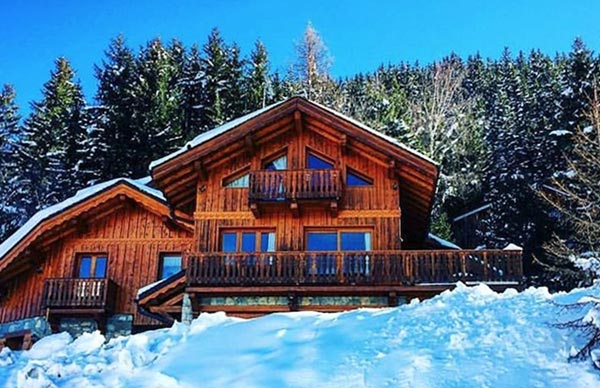 chalet-evergreen-outside