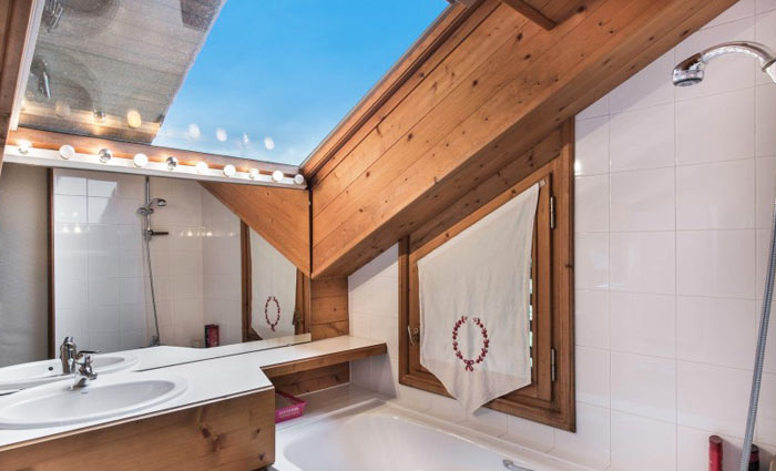 chalet-les-solans-bathroom2