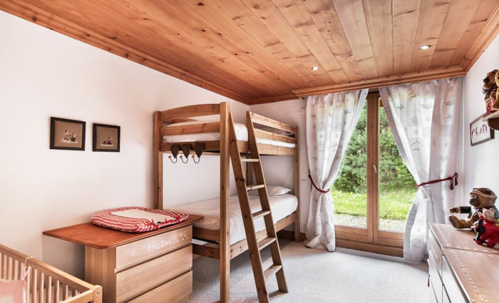 chalet-les-solans-bedroom3