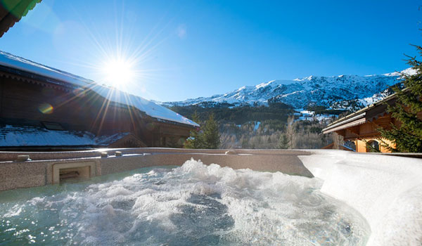 chalet-marie-fleur-hot-tub