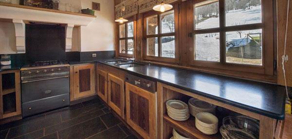 chalet-pasmal-kitchen