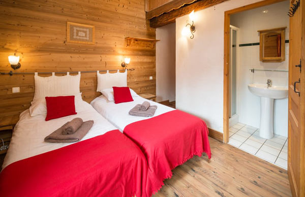 chalet-pied-de-voute-bedroom2