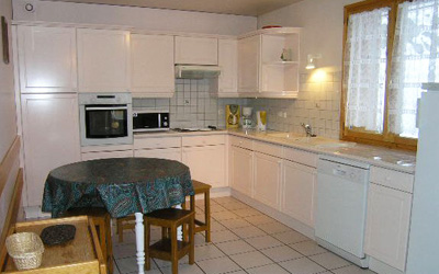 chalet-vent-de-galerne-kitchen