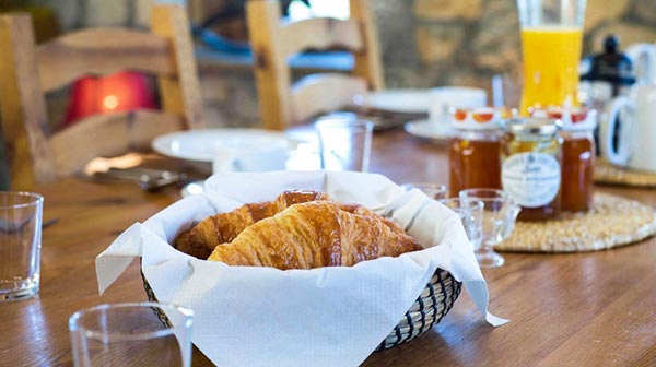 chalet-yankee-lodge-breakfast