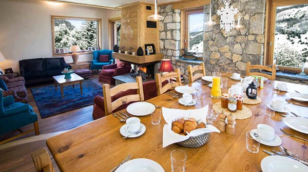 chalet-yankee-lodge-dining