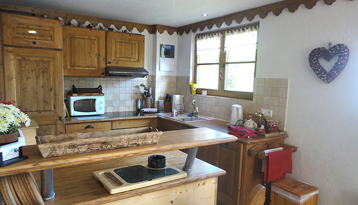 Chalet-kitchen-to-window