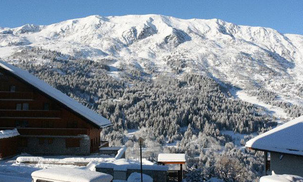 Hotel-Lac-Blue-view