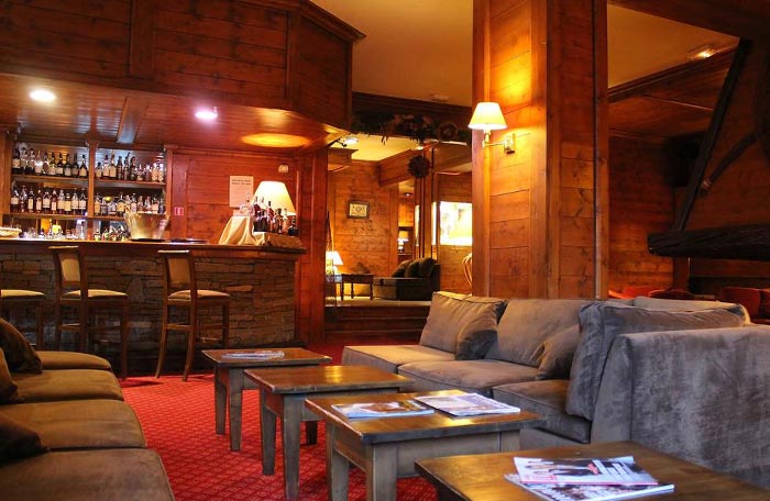Hotel-Mont-Vallon-bar