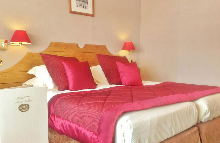 Hotel-Mont-Vallon-bedroom2