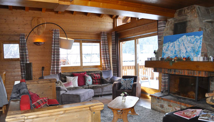 chalet-chardon-7-bedrooms-lounge