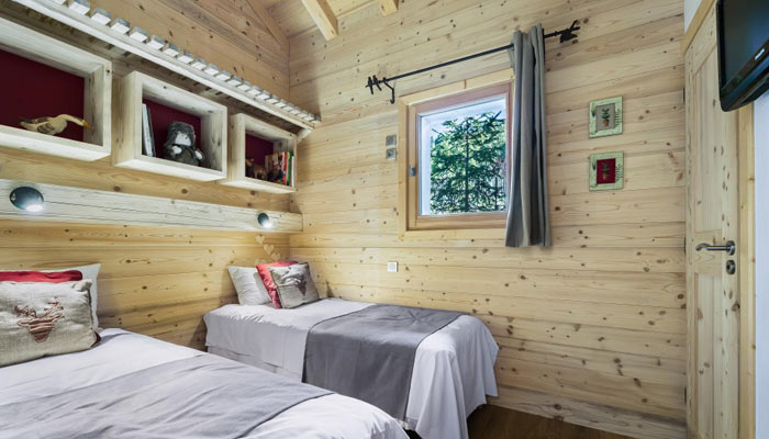 chalet-des-neiges-bedroom2