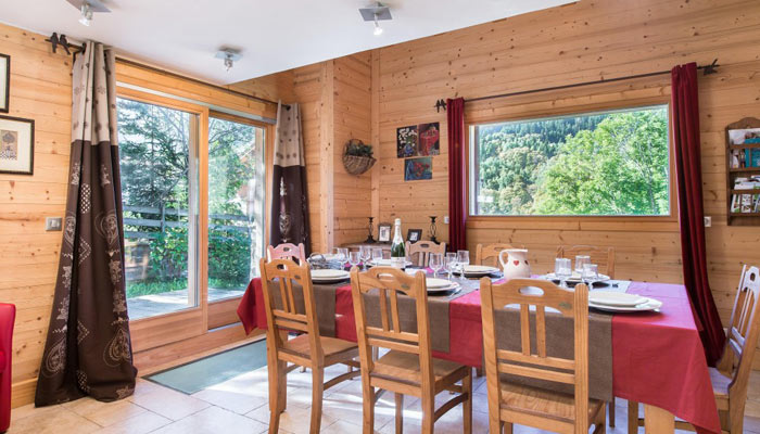 chalet-des-neiges-dining