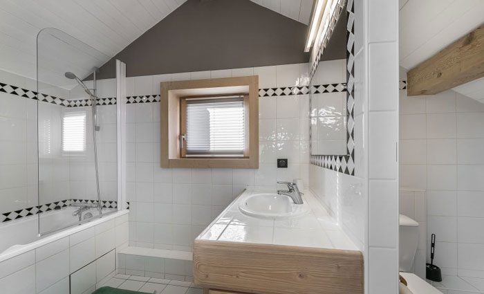 chalet-genevrier-bathroom3