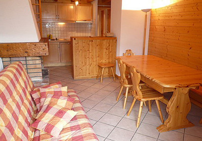 chanrossa-lounge-small