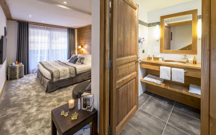 chaudanne-hotel-bedroom3