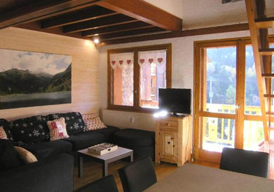 croix-de-verdon-4-bedrooms-lounge-small croix-de-verdon-4-bedrooms-lounge-small