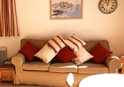plattieres-lounge2-small plattieres-lounge2-small