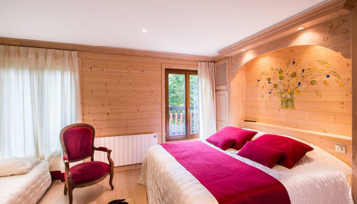 saint-erige-8-bedrooms-bedroom