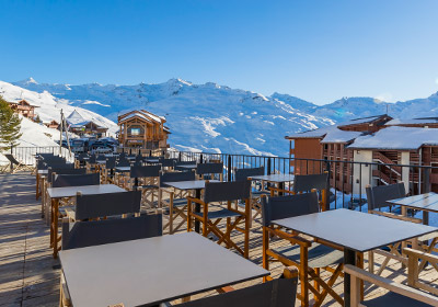Hillary Hotel Restaurant